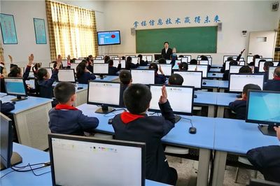 聚焦江津教育扶貧 信息點亮希望，服務溫暖人心